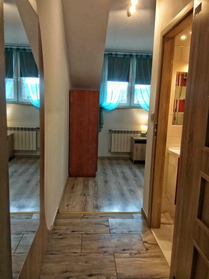 Pokoje Na Wiejskiej Nałęczów Buitenkant foto